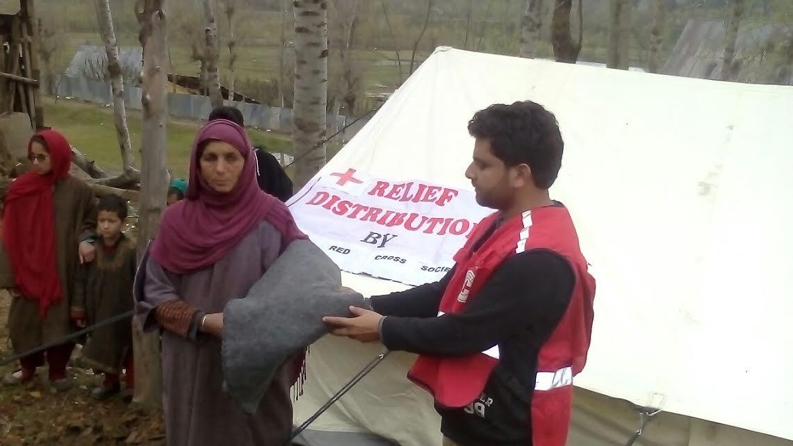 Help groups come forward for landslide-hit residents